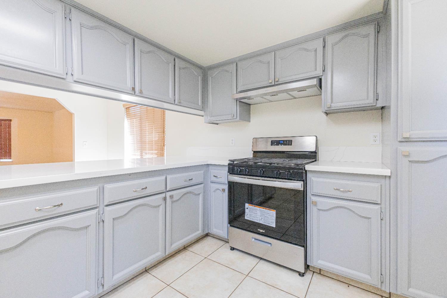 911 3rd Street Sanger, CA 93657 - Photo 7 of 22