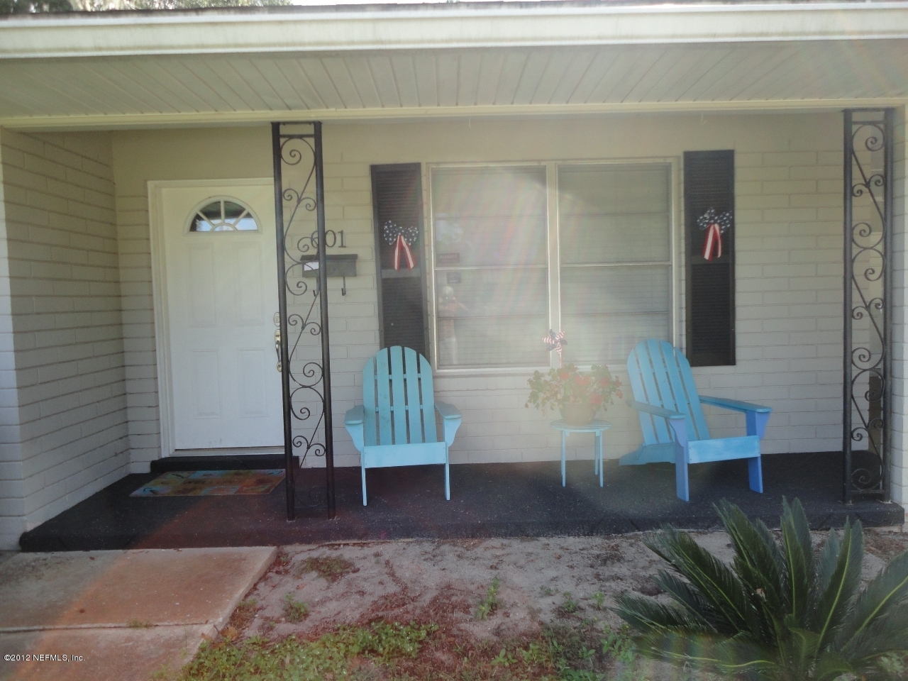 601 Mandalay Road Jacksonville, FL 32216 - Photo 2 of 25 Adorable front porch