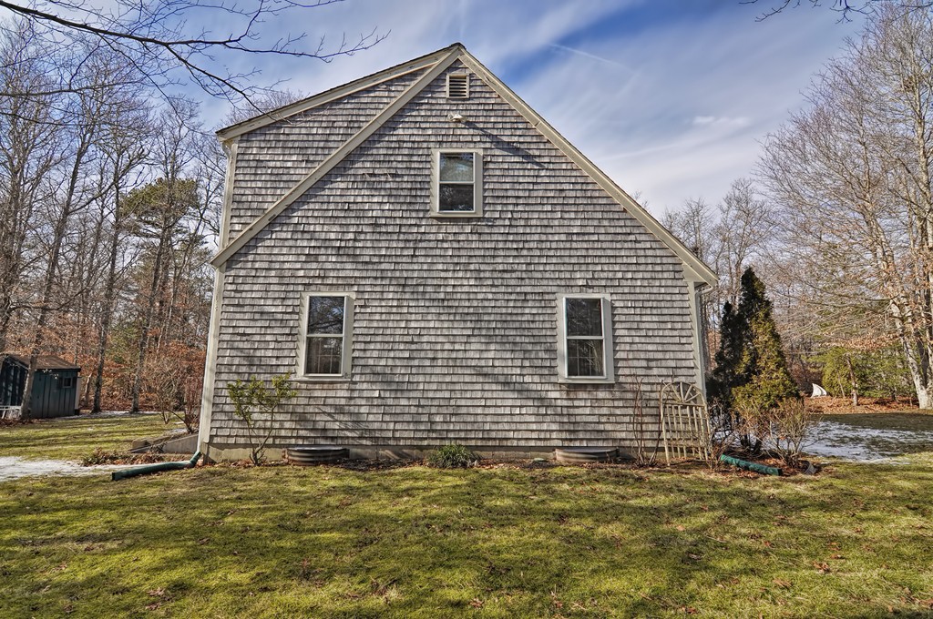 8 Alewife Road Mashpee, MA 02649 - Photo 6 of 21 Gallery Image 6