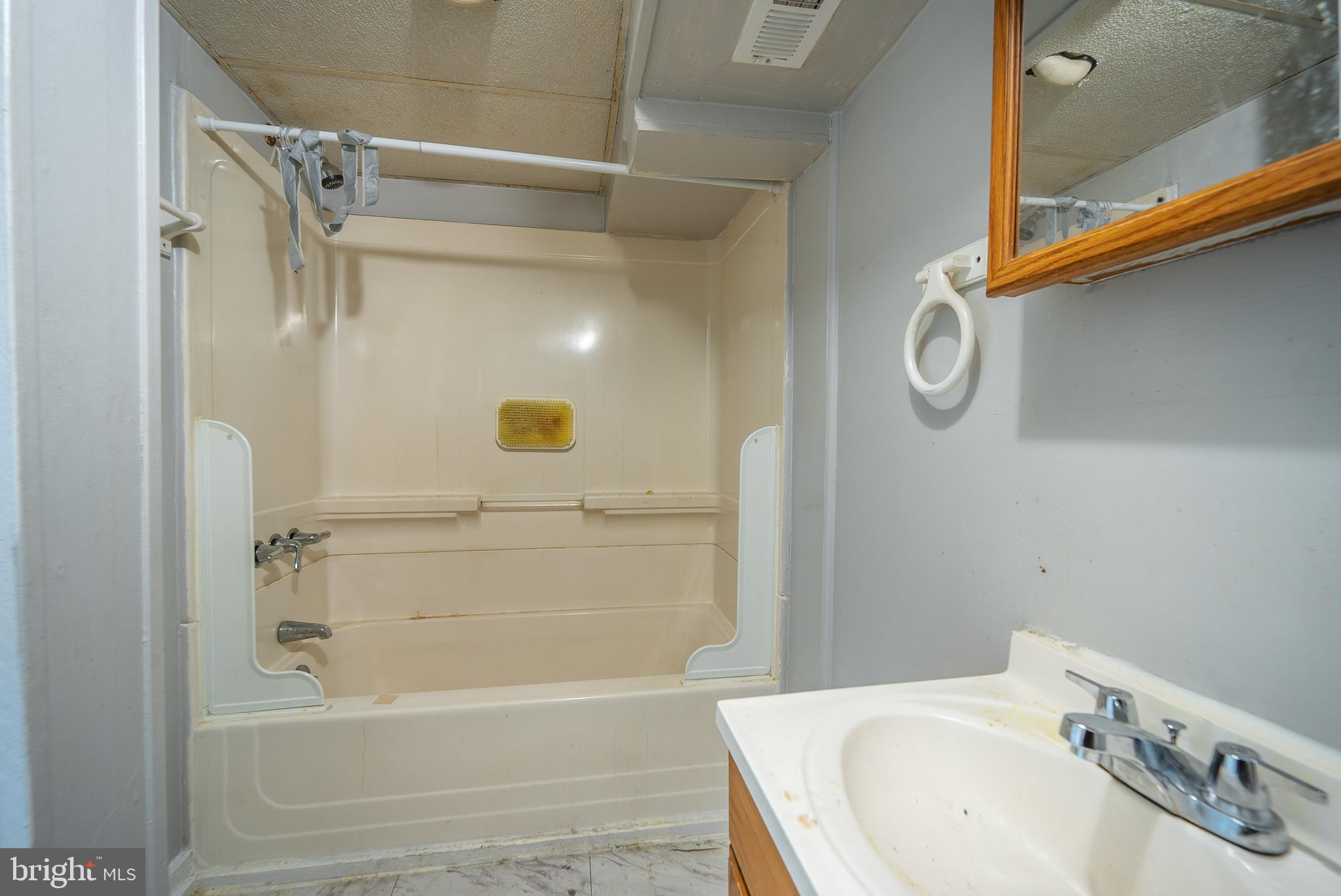 3801 Annapolis Road Halethorpe, MD 21227 - Photo 32 of 69
