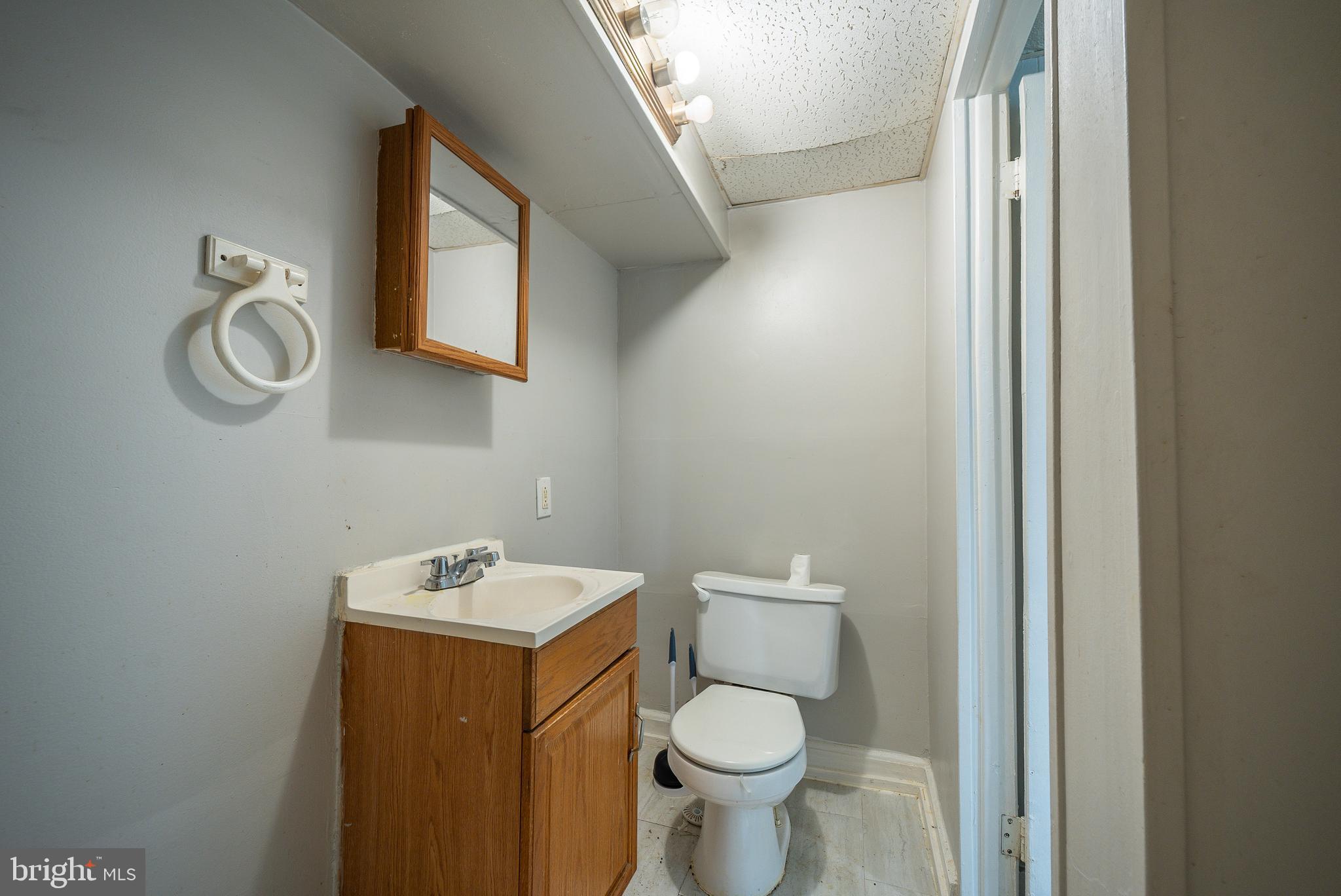 3801 Annapolis Road Halethorpe, MD 21227 - Photo 33 of 69