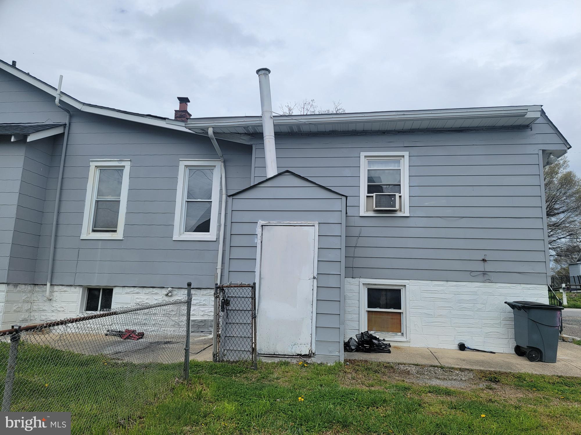 3801 Annapolis Road Halethorpe, MD 21227 - Photo 10 of 69 Side