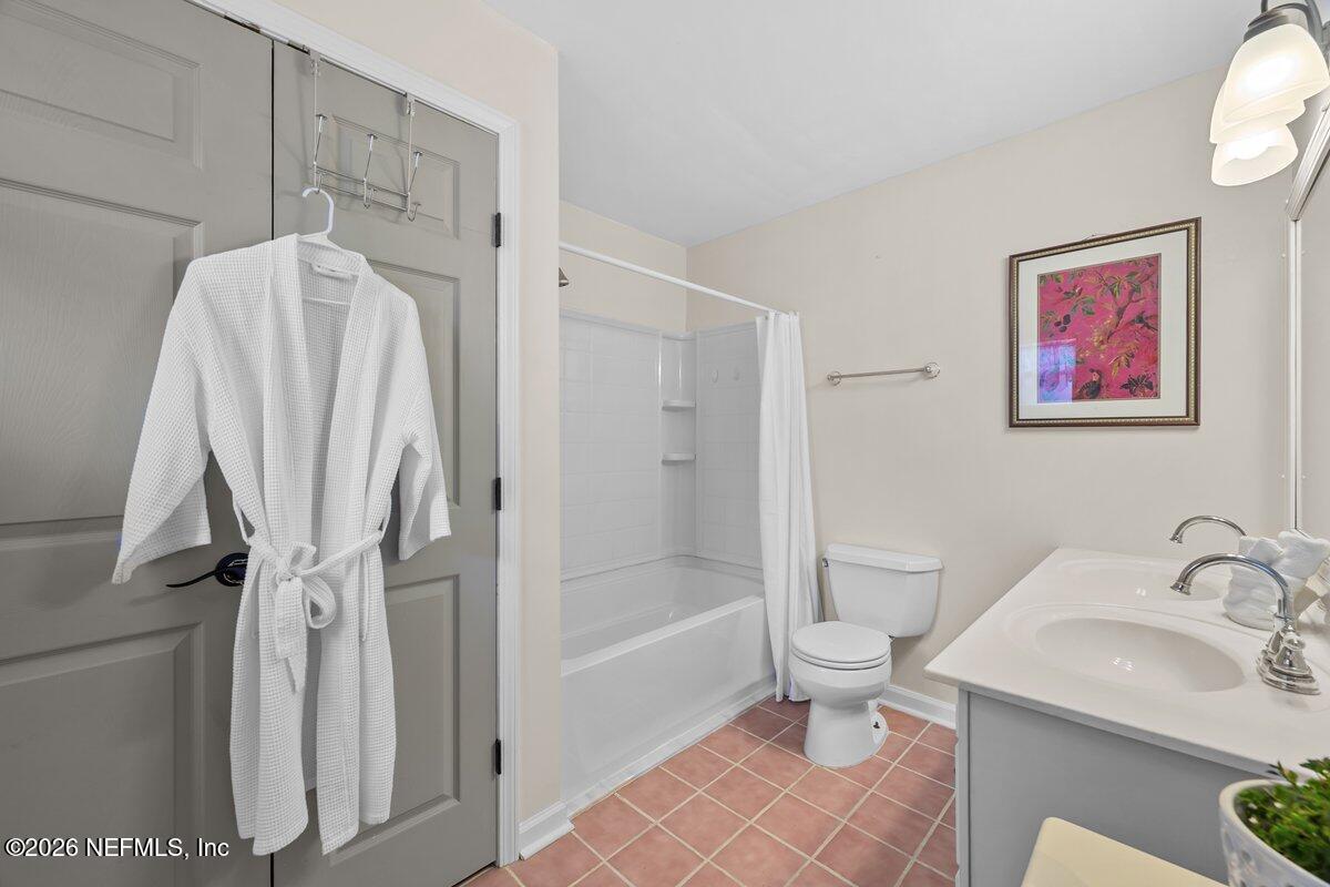 409 Lobelia Road St. Augustine, FL 32086 - Photo 17 of 43 409 Lobelia Rd master bathroom