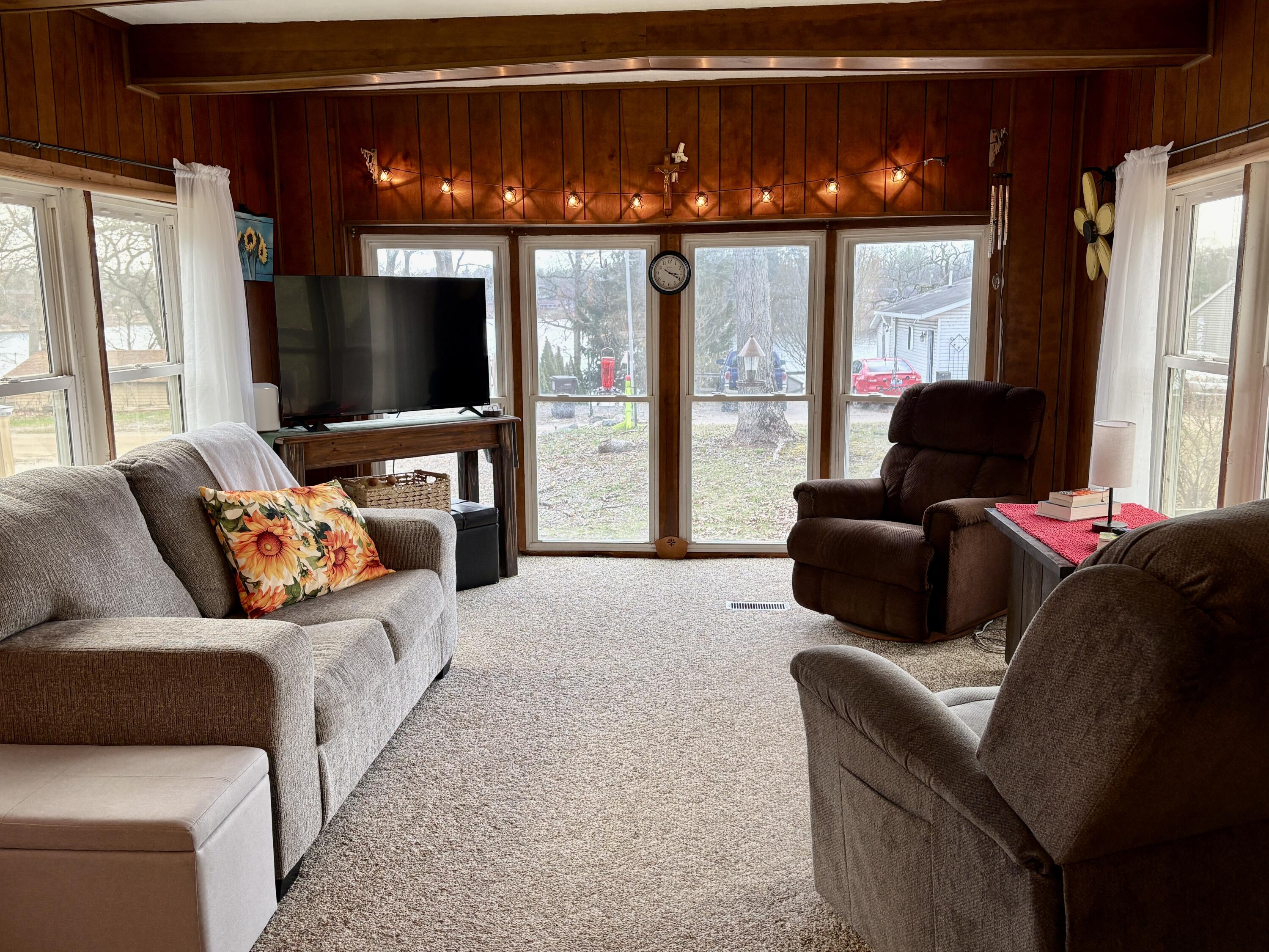 7920 East Lake Road Twin Lake, MI 49457 - Photo 7 of 27 IMG_1667