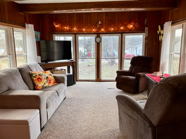 $224,900 | 7920 East Lake Road, Twin Lake, MI 49457