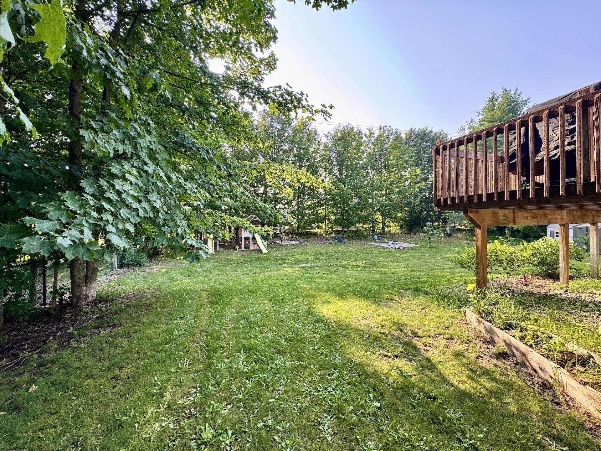 5289 Harris Road Traverse City, MI 49684 - Photo 5 of 18 1936575-36911410-a8c1-4442-a217-397f1da50d36.JPG