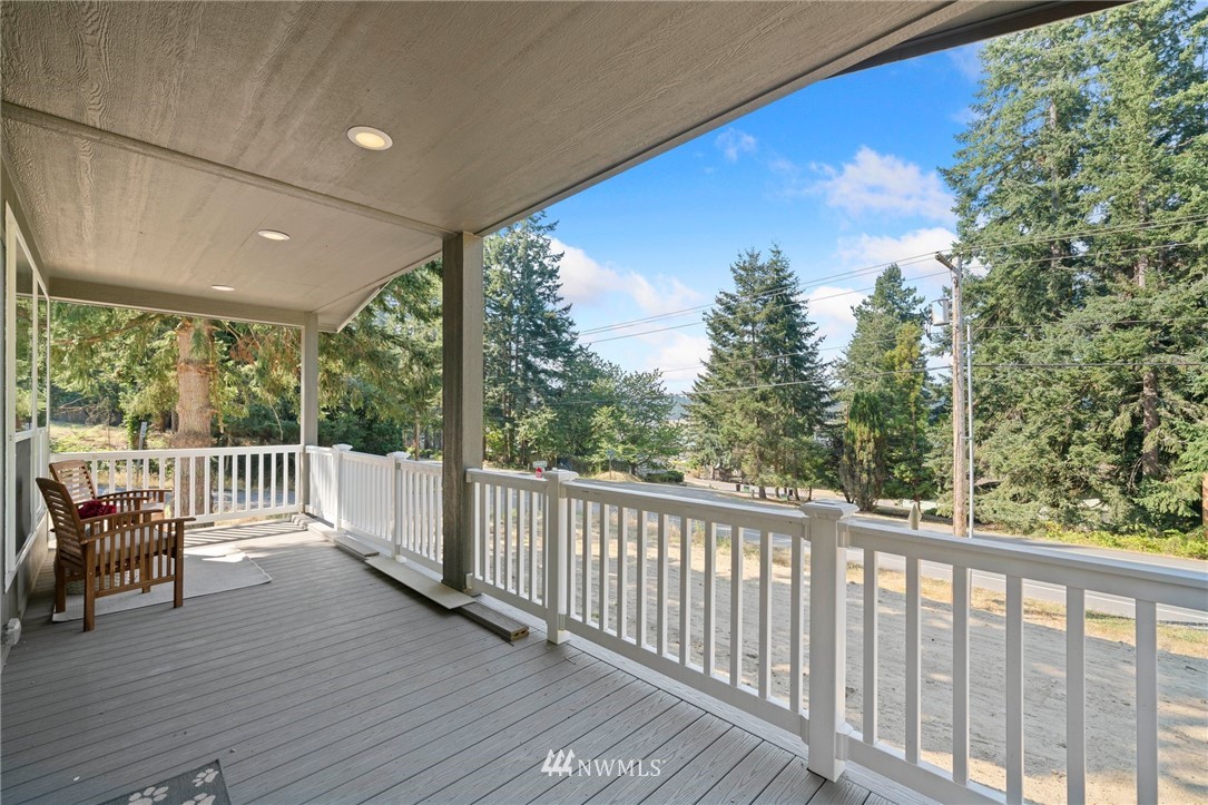 5243 Delphi Road Langley, WA 98260 - Photo 3 of 26 Gallery Image 3
