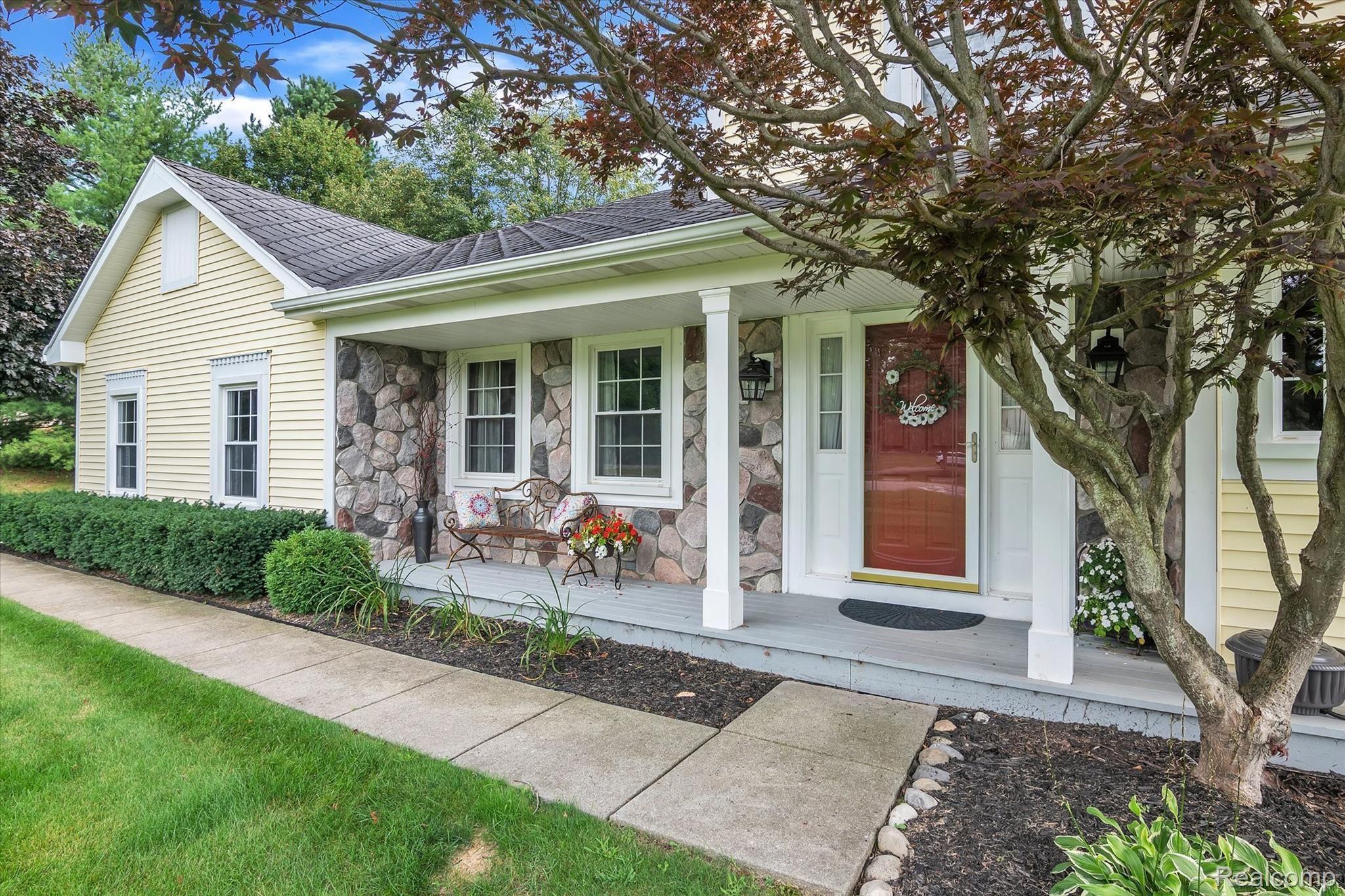 8990 McColl Road Brighton, MI 48116 - Photo 6 of 49 06-8990-McColl-Rd-WindowStill-Real-Estate-Photography-6.jpg