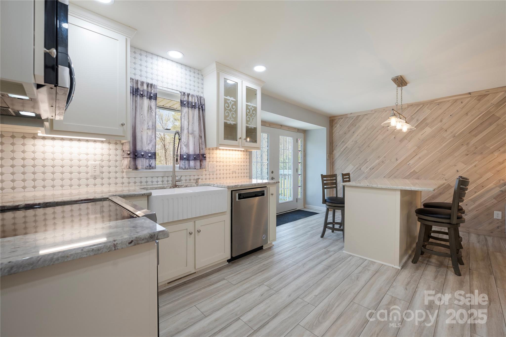 4487 Catawba Burris Road Denver, NC 28037 - Photo 11 of 46 Gallery Image 11