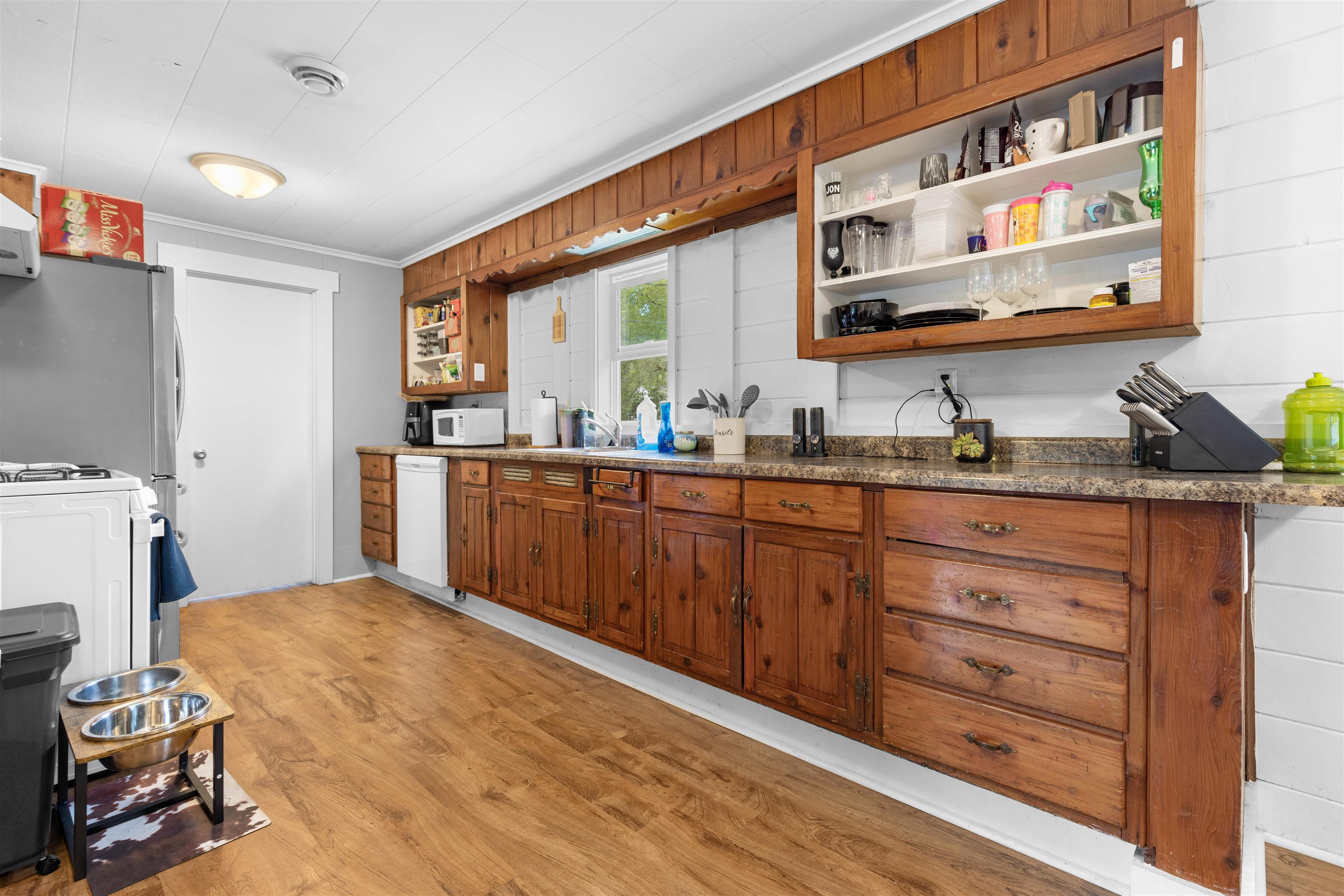 306 West Front Street Mount Morris, IL 61054 - Photo 6 of 15 a kitchen with a sink and cabinets
