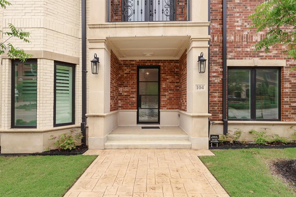 218 East Dallas Road, Unit 104 Grapevine, TX 76051 - Photo 3 of 40