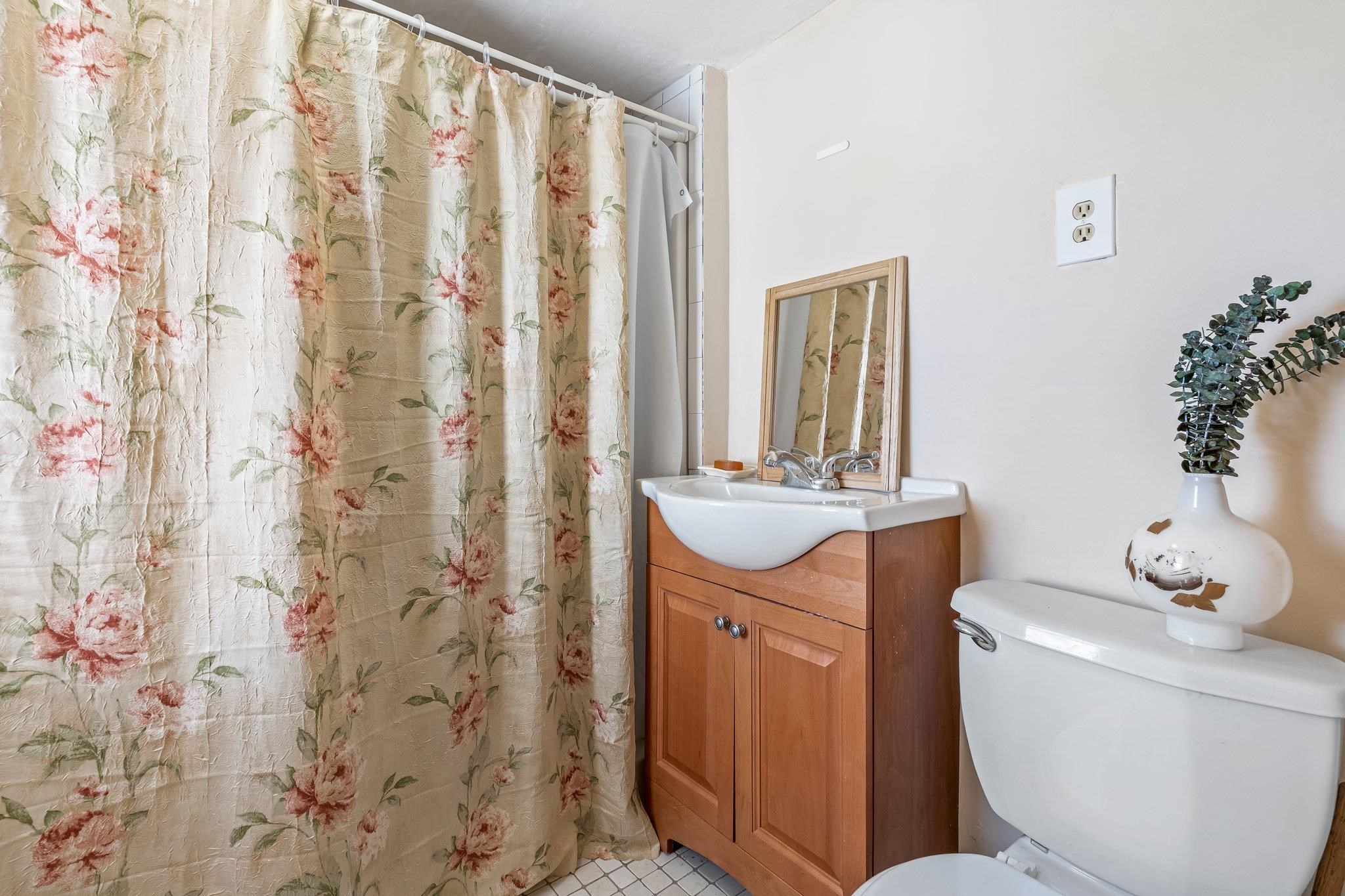 7 Lippold Road Atkinson, NH 03811 - Photo 17 of 36 Gallery Image 17