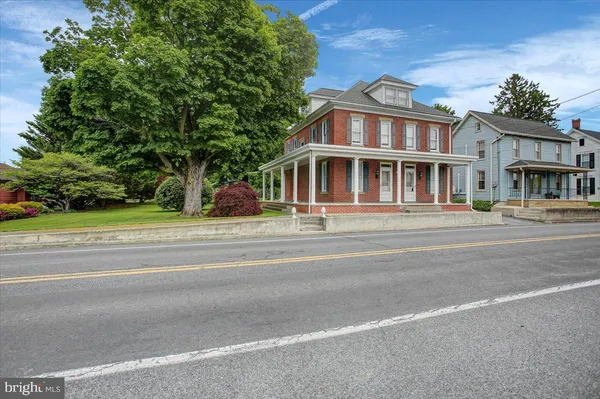 $335,000 | 15788 Pennsylvania Avenue South, State Line, PA 17225