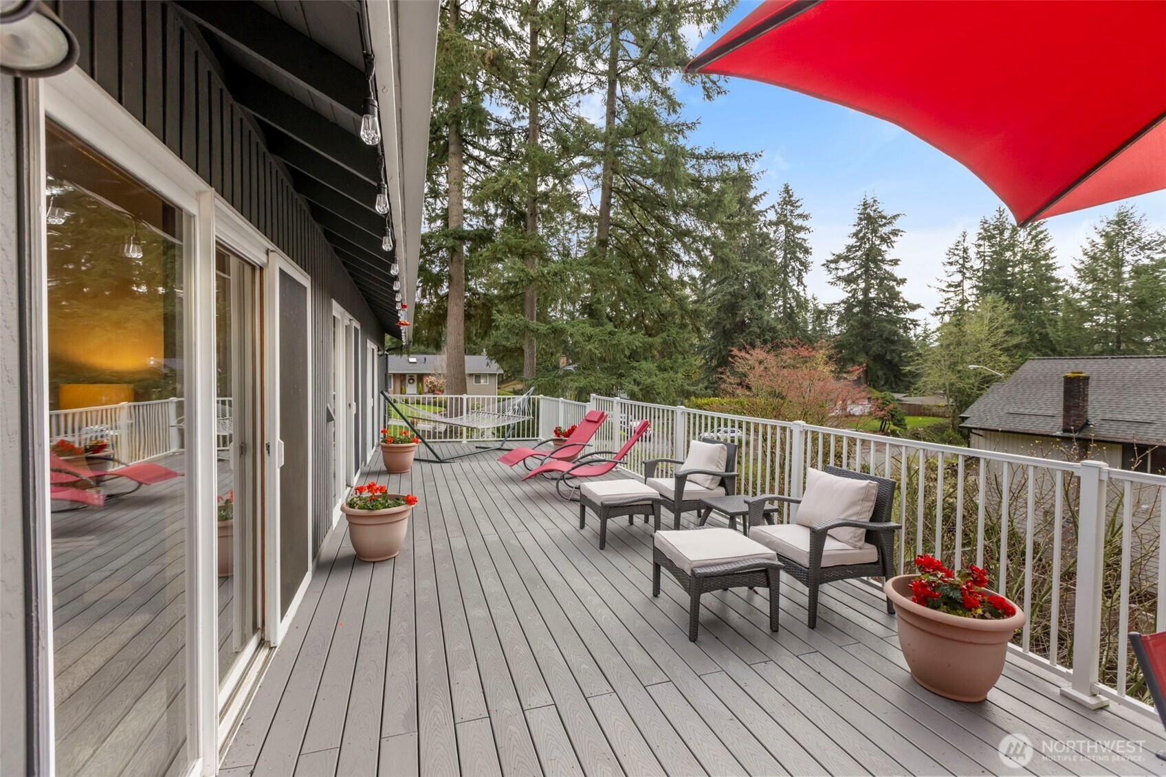 14319 165th Place Southeast Renton, WA 98059 - Photo 8 of 36 Gallery Image 8