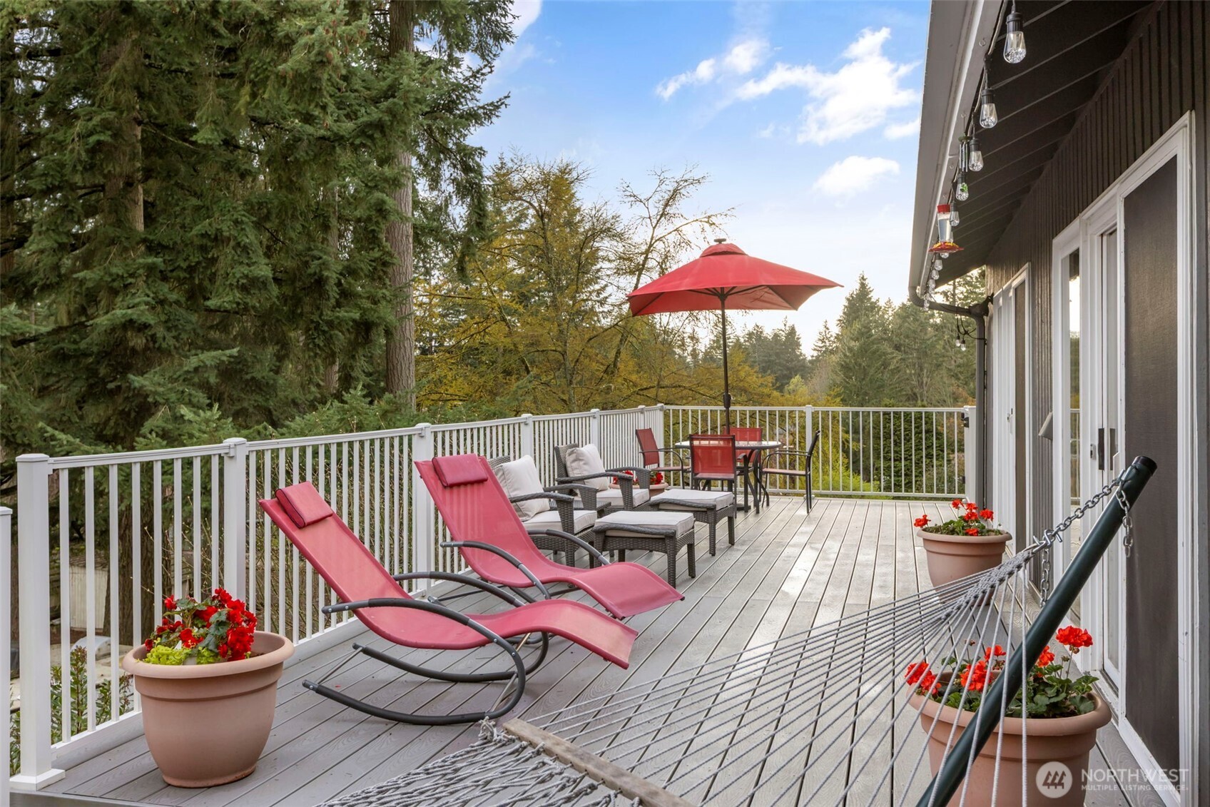 14319 165th Place Southeast Renton, WA 98059 - Photo 9 of 36 Gallery Image 9