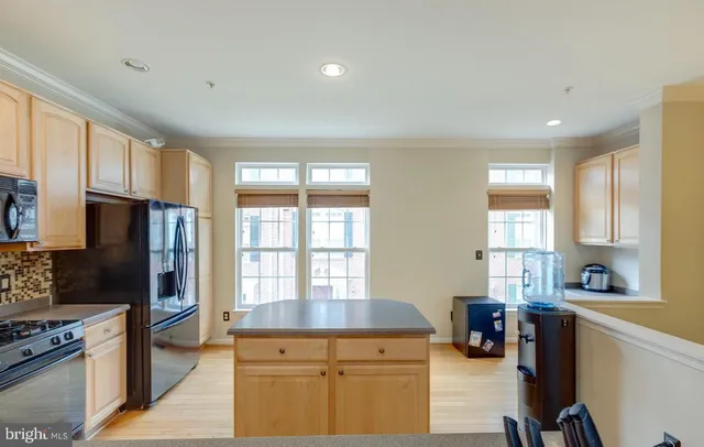 $3,300 | 3672 Madison Watch Way, Falls Church, VA 22041