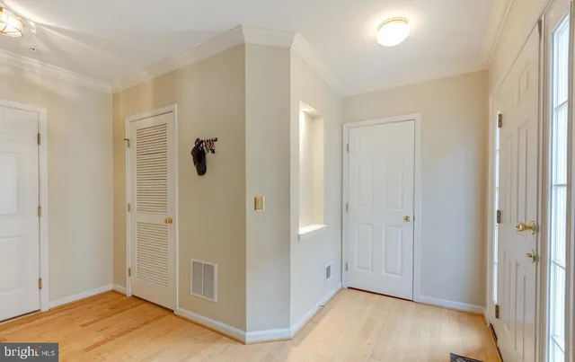 $3,300 | 3672 Madison Watch Way, Falls Church, VA 22041