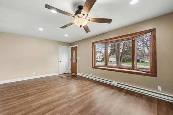 $180,000 | 109 East Fulton Street, Homer, MI 49245