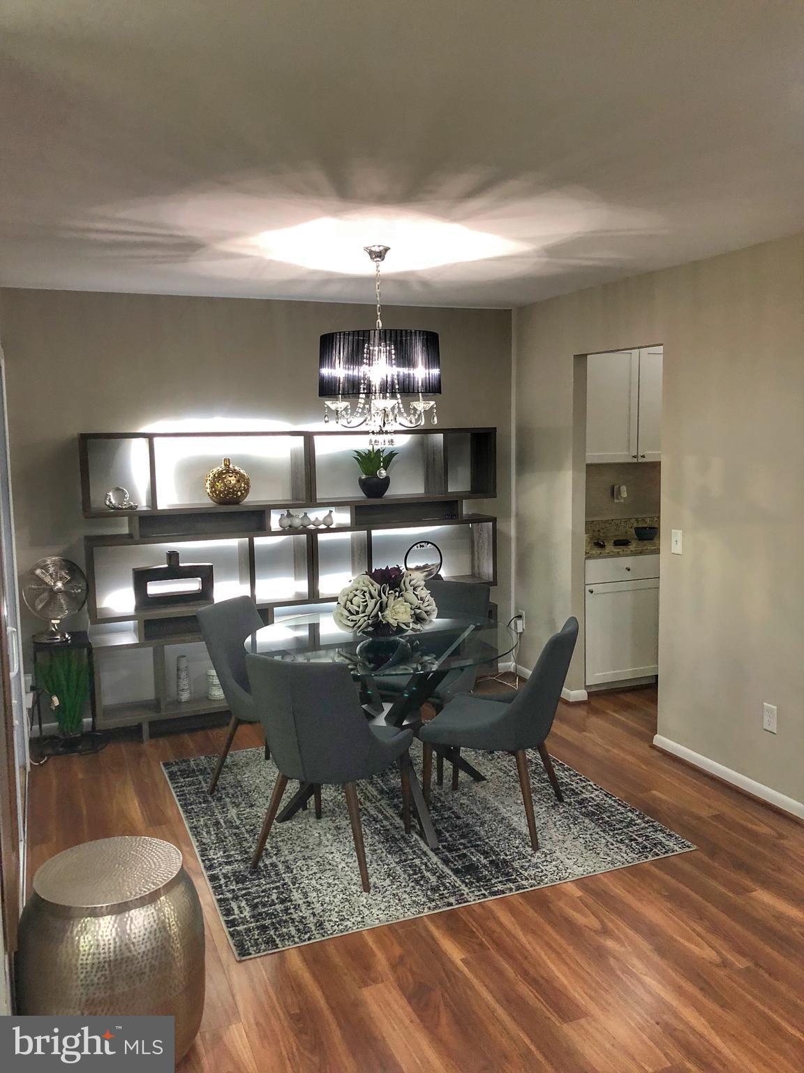 11839 Coopers Court Reston, VA 20191 - Photo 4 of 21 Dining Room
