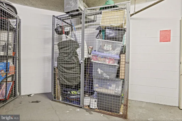 $875,000 | 1220 North Fillmore Street, Unit 602, Arlington, VA 22201