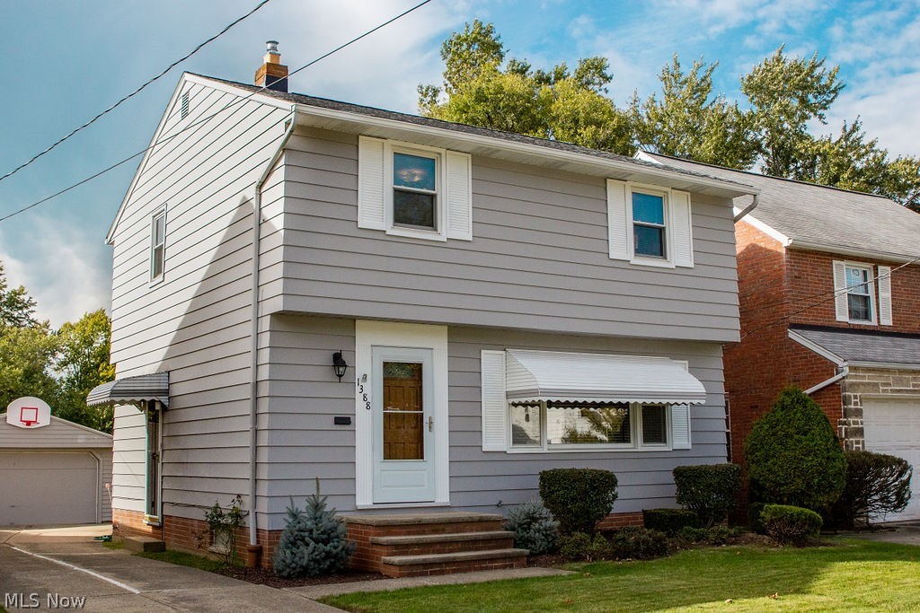 1388 Dill Road Cleveland, OH 44121 - Photo 3 of 27 Gallery Image 3