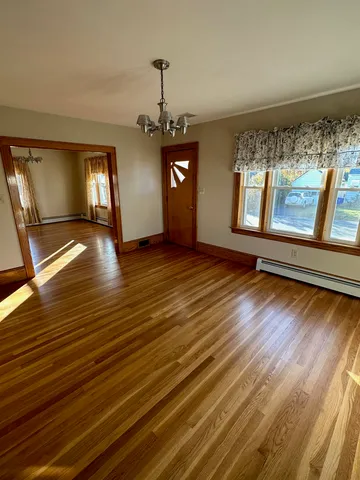 $2,400 | 146 Harrington Avenue, Manchester, NH 03103