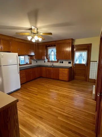 $2,400 | 146 Harrington Avenue, Manchester, NH 03103