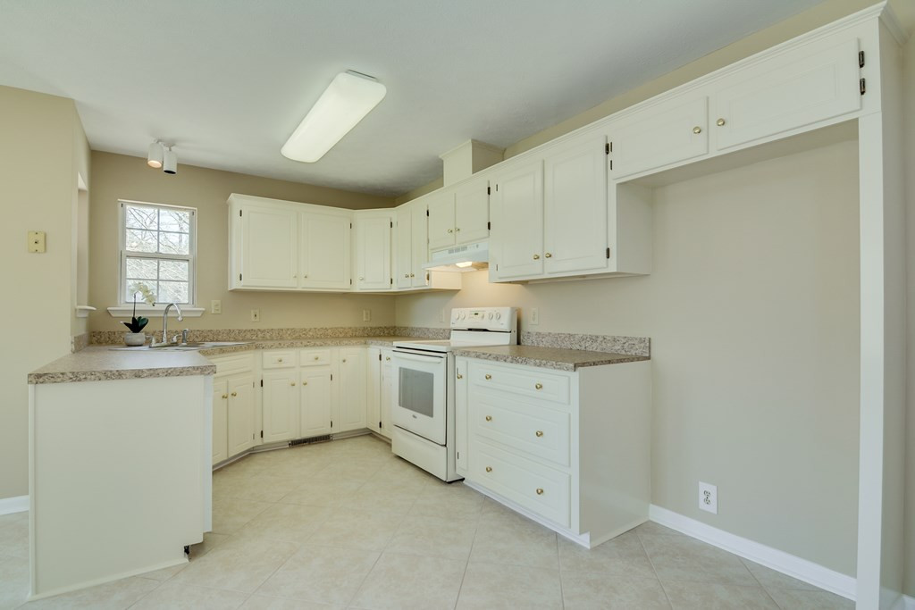 213 Moore Road North Augusta, SC 29860 - Photo 3 of 18 Gallery Image 3