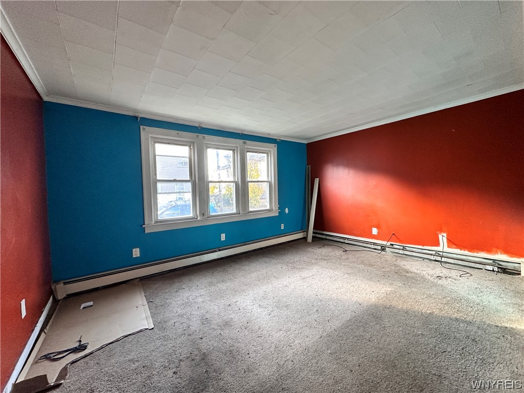 27 Hoffman Place Buffalo, NY 14207 - Photo 4 of 12