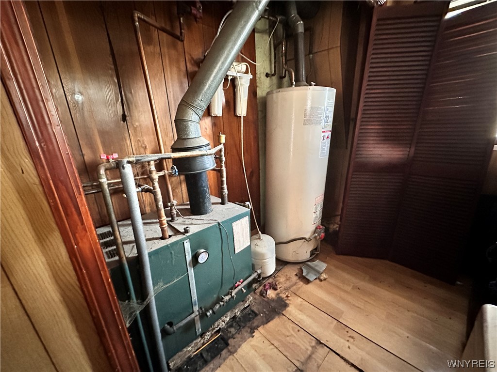 27 Hoffman Place Buffalo, NY 14207 - Photo 5 of 12