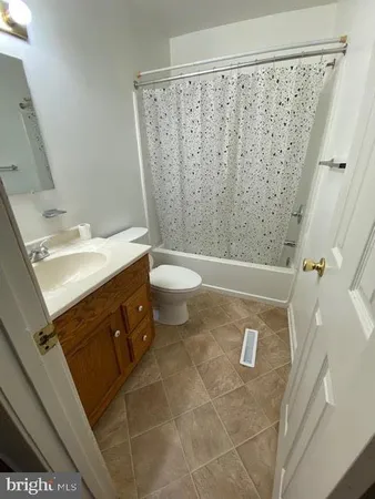 $1,500 | 32 Waldeck Court, Inwood, WV 25428