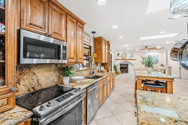 $889,000 | 5400 Sand Lake Drive, Melbourne, FL 32934