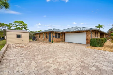 $899,000 | 5400 Sand Lake Drive, Melbourne, FL 32934