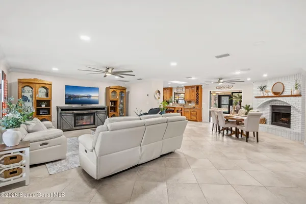 $889,000 | 5400 Sand Lake Drive, Melbourne, FL 32934