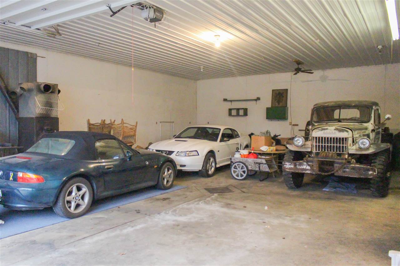9090 South Coleman Road Maple City, MI 49664 - Photo 70 of 78 1829147-71.JPG