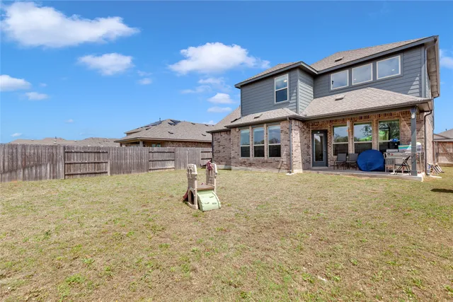 $2,750 | 122 Shagbark Trail, Bastrop, TX 78602