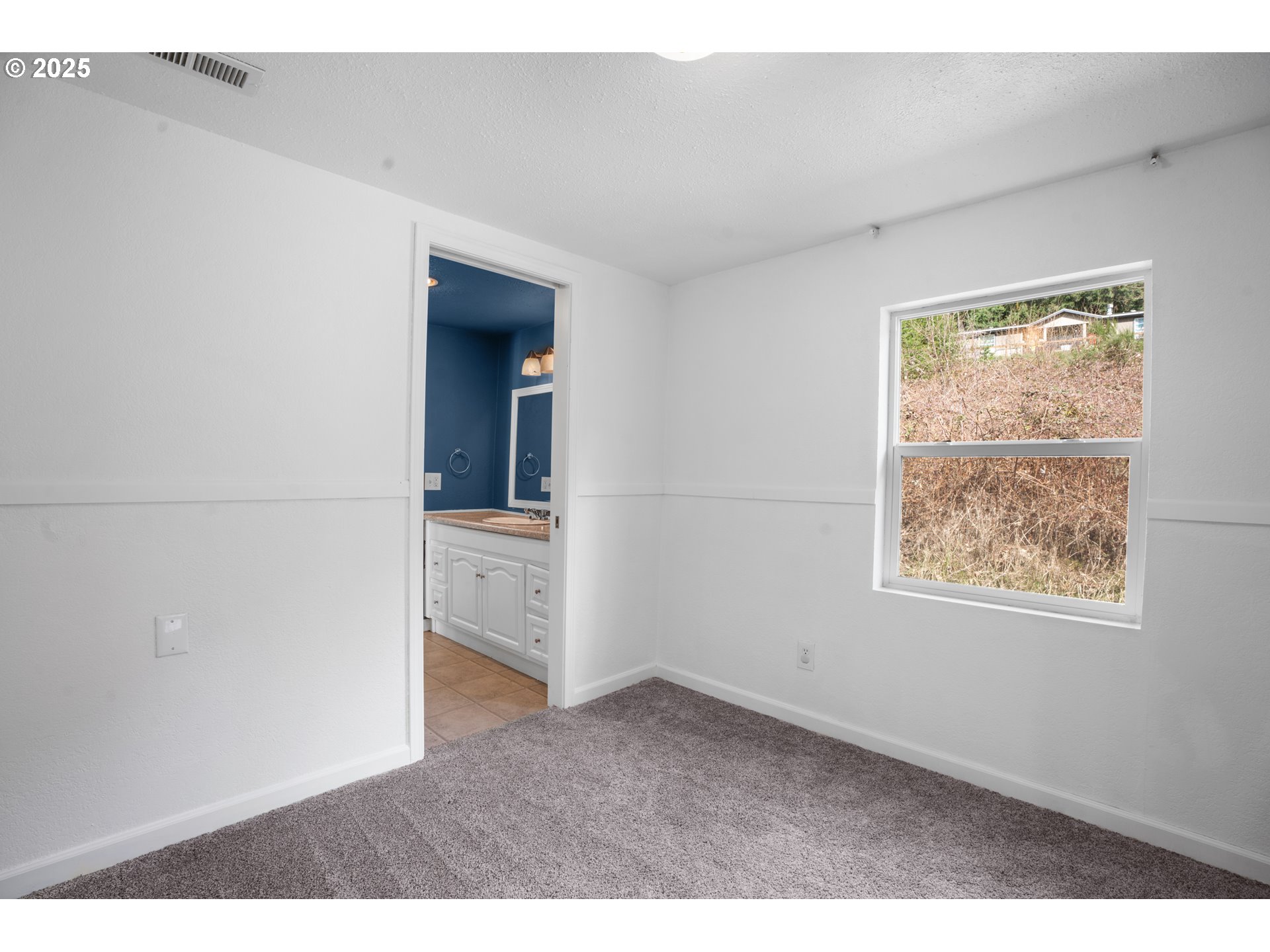 201 Little Kalama River Road Woodland, WA 98674 - Photo 22 of 45 Bedroom