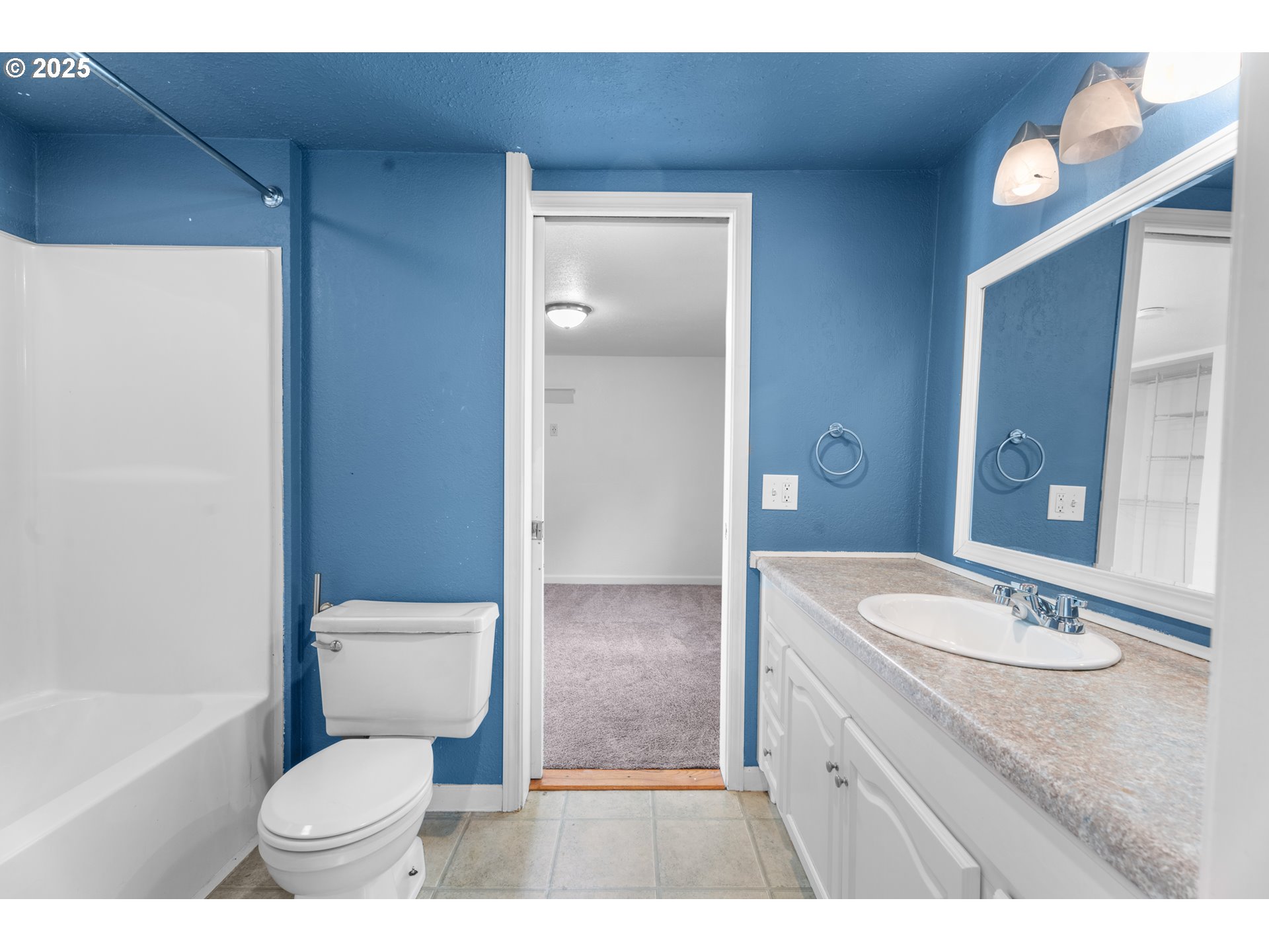 201 Little Kalama River Road Woodland, WA 98674 - Photo 23 of 45 Bathroom