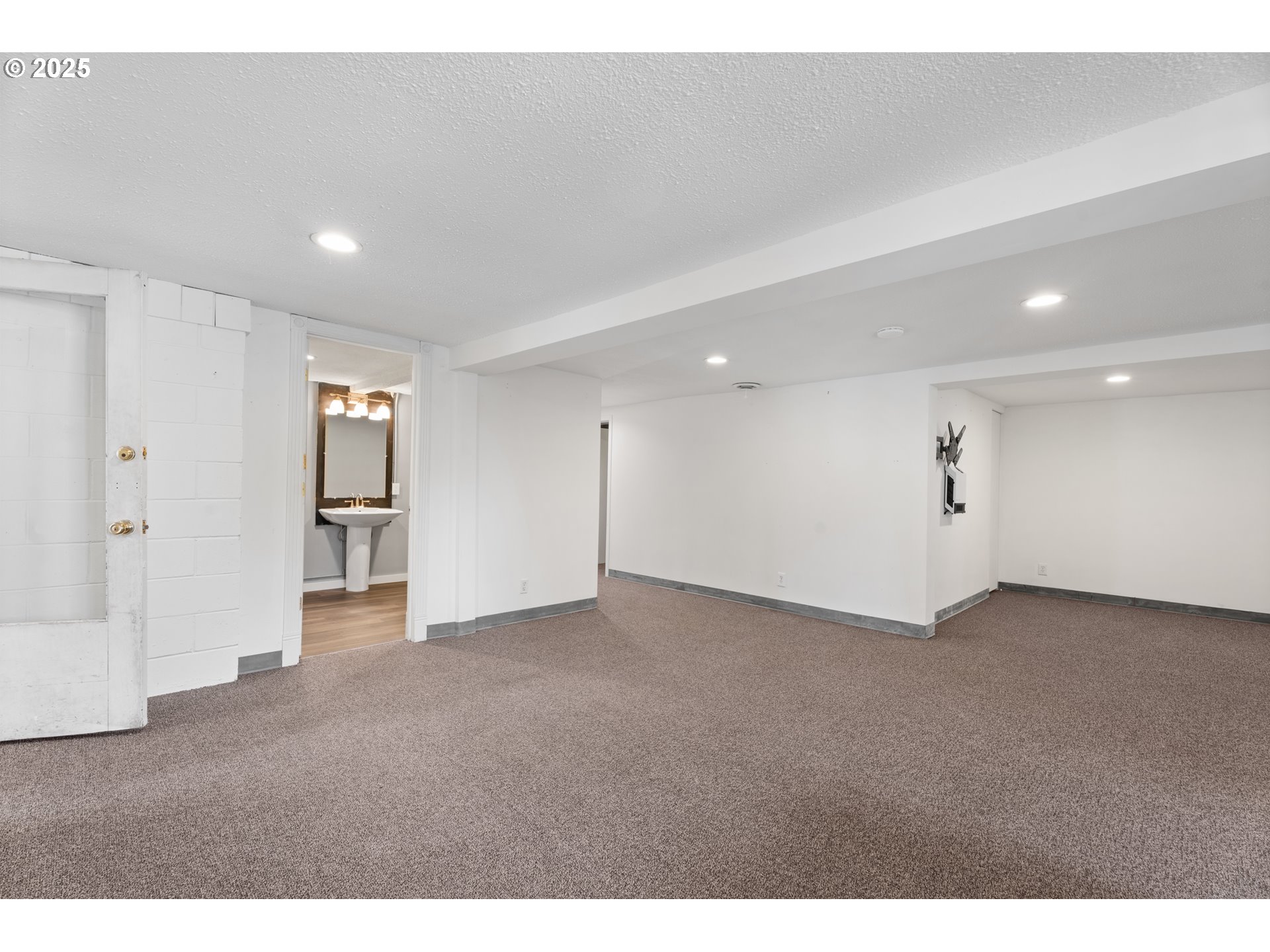 201 Little Kalama River Road Woodland, WA 98674 - Photo 31 of 45 Basement