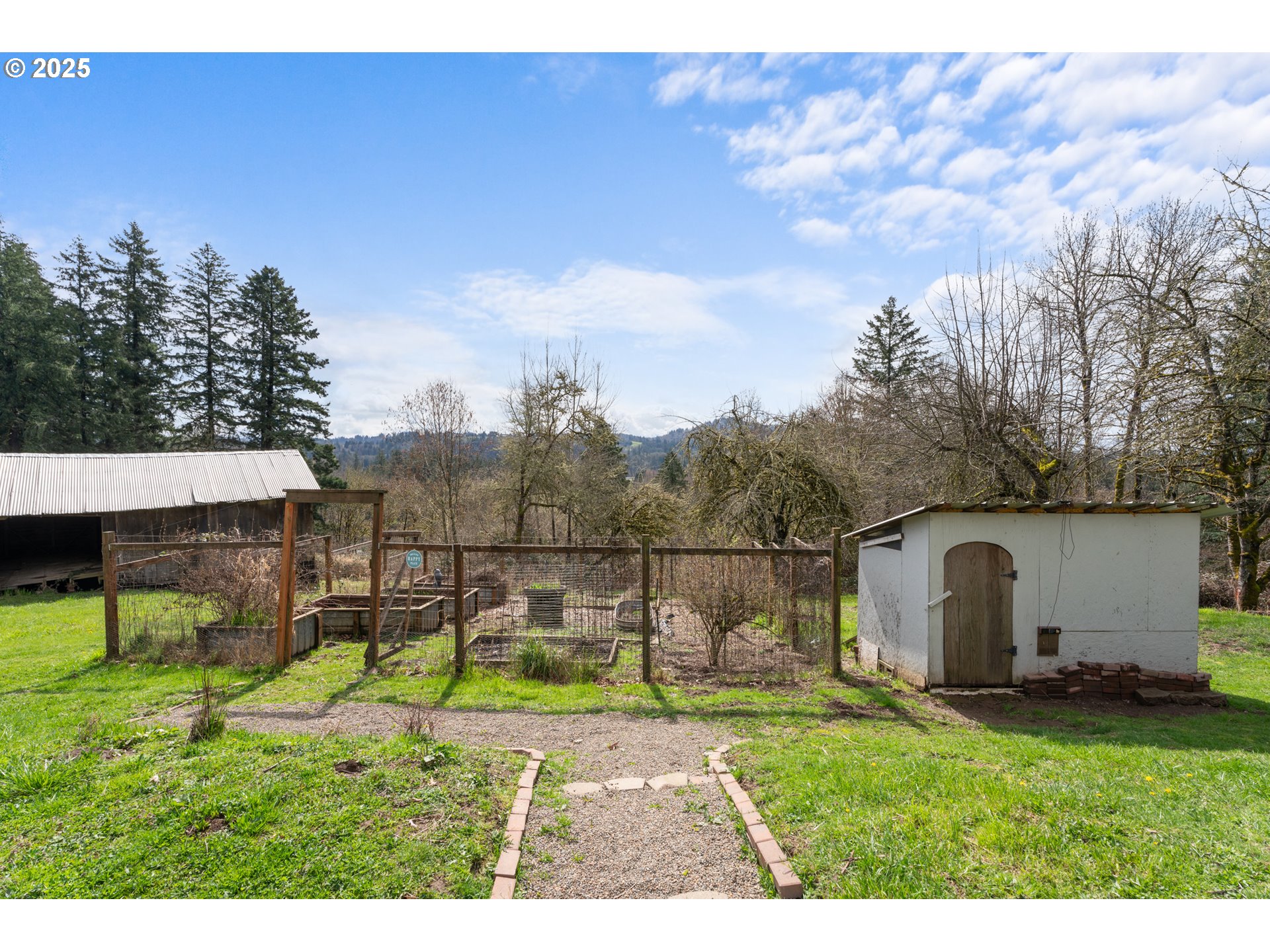 201 Little Kalama River Road Woodland, WA 98674 - Photo 9 of 45 Coop