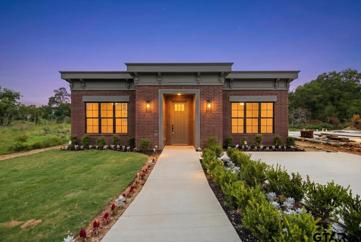 719 Britton Avenue Tyler, TX 75701 - Photo 1 of 45