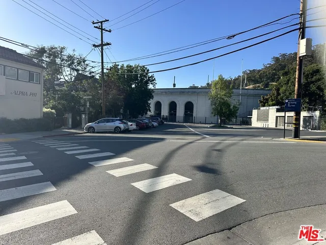 $599,000 | 2 Panoramic Way, Unit 302, Berkeley, CA 94704