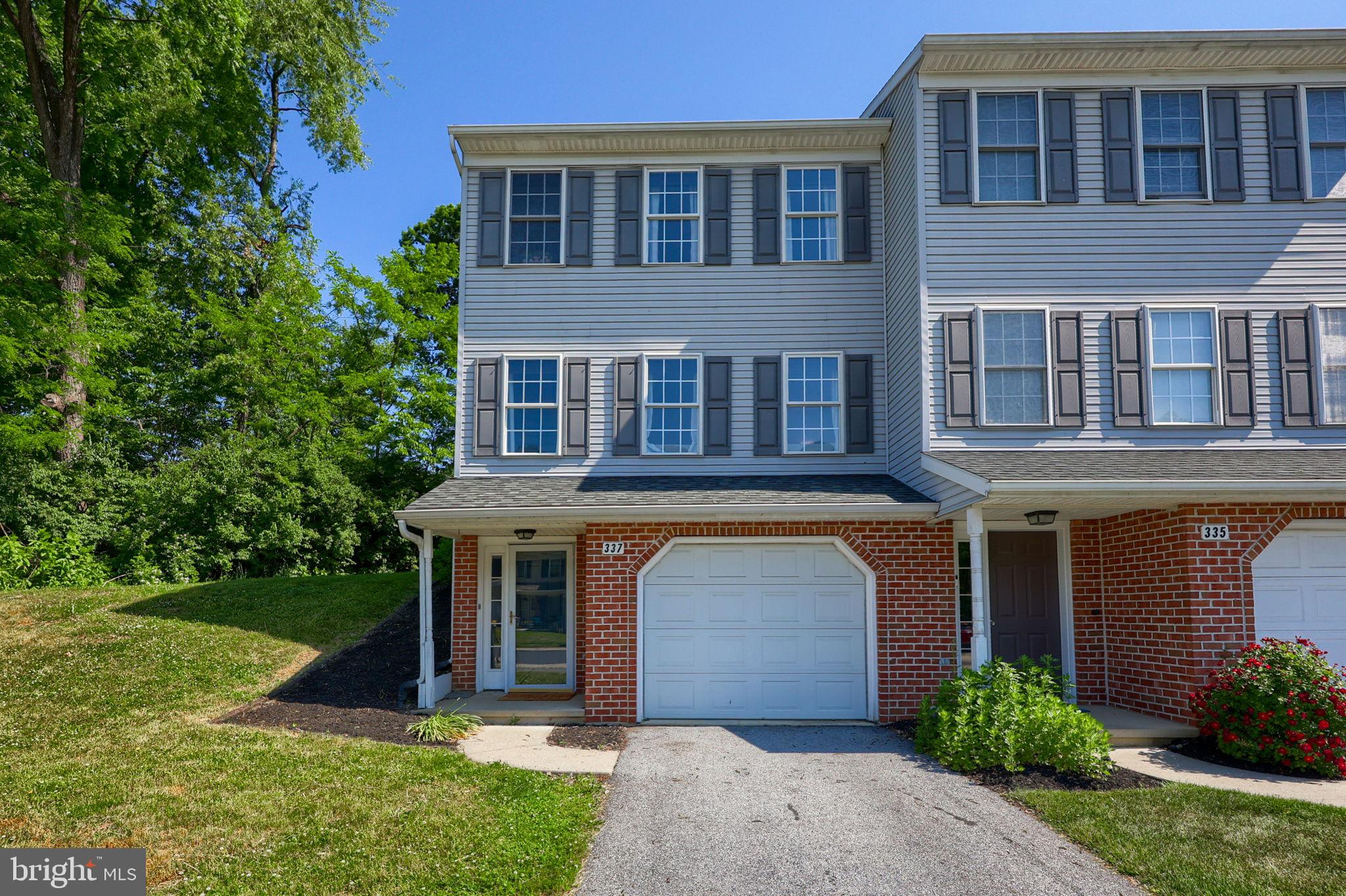 337 Crosswinds Drive Lititz, PA 17543 - Photo 1 of 31