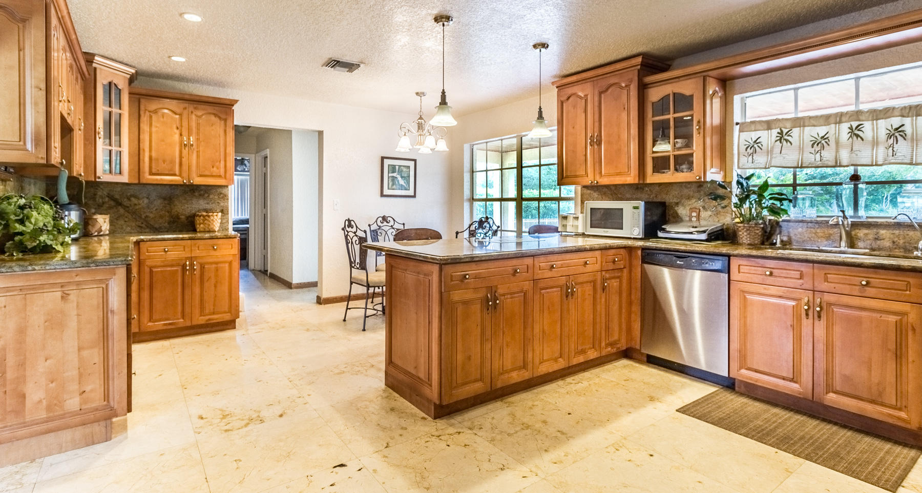 8506 Sawpine Road Delray Beach, FL 33446 - Photo 9 of 45 Living-7
