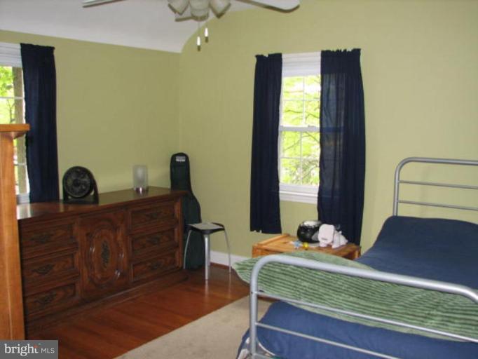 30 Dunmore Road Catonsville, MD 21228 - Photo 7 of 13 Bedroom #2
