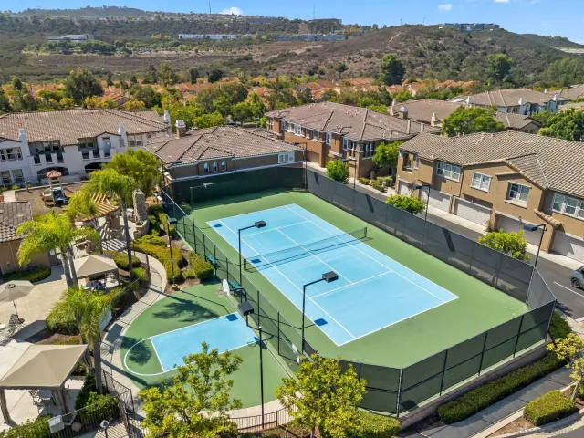 $799,900 | 12665 Creekview Drive, Unit 140, San Diego, CA 92128