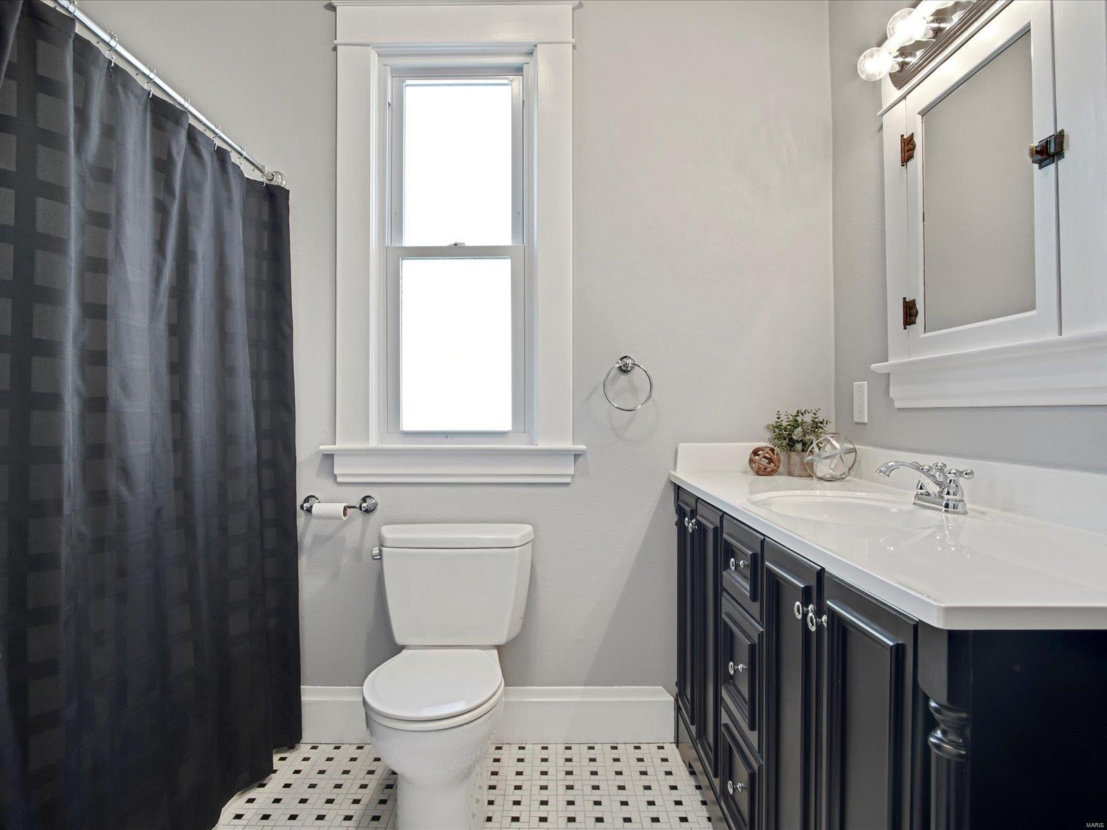 306 West 3rd Street Waterloo, IL 62298 - Photo 12 of 24 Gallery Image 12