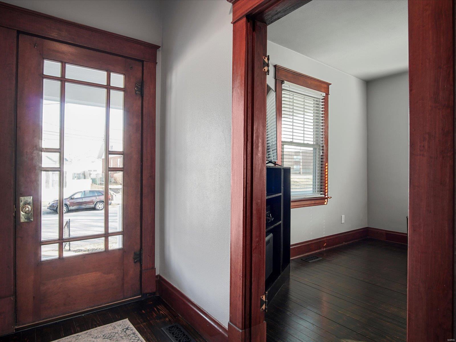 306 West 3rd Street Waterloo, IL 62298 - Photo 4 of 24 Gallery Image 4