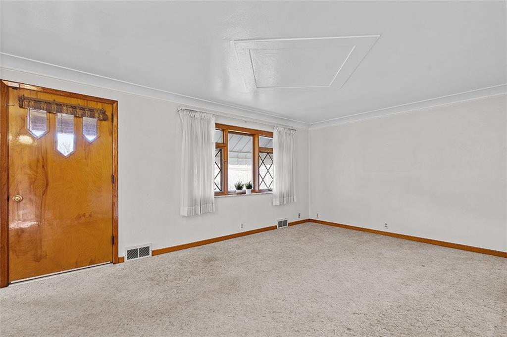 5345 Turner Road Gibsonia, PA 15044 - Photo 5 of 25 Gallery Image 5