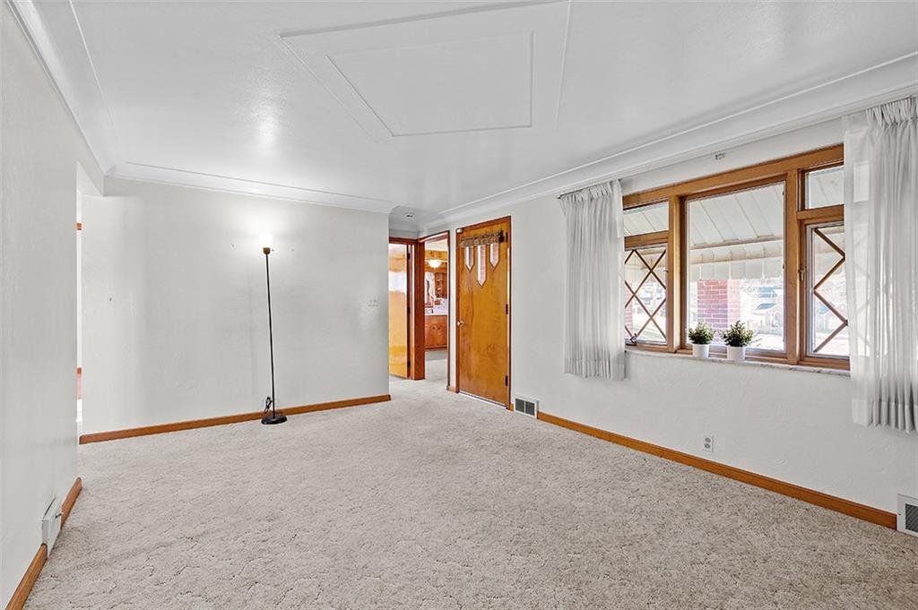 5345 Turner Road Gibsonia, PA 15044 - Photo 7 of 25 Gallery Image 7